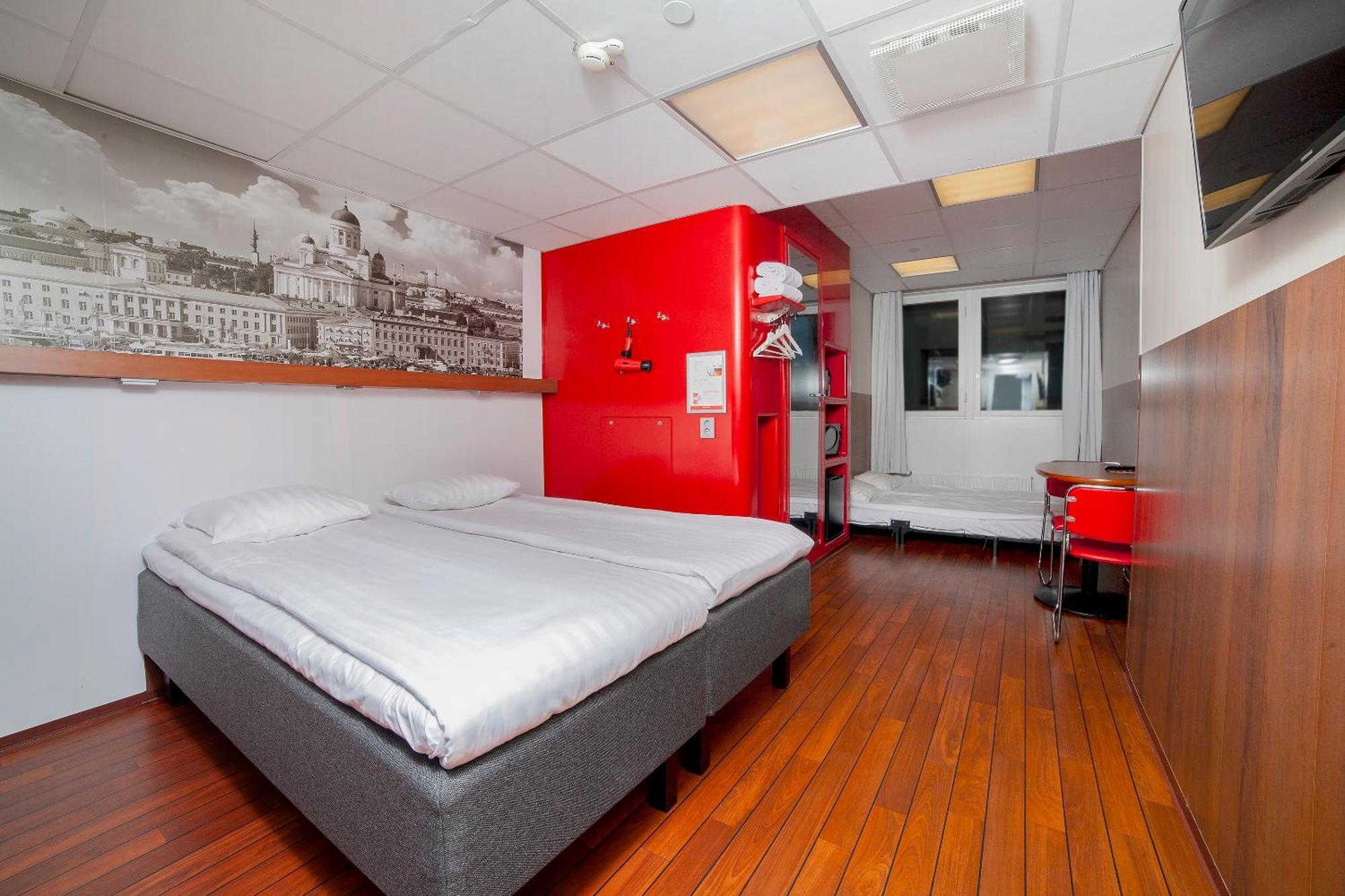 Omena Centre Hotell