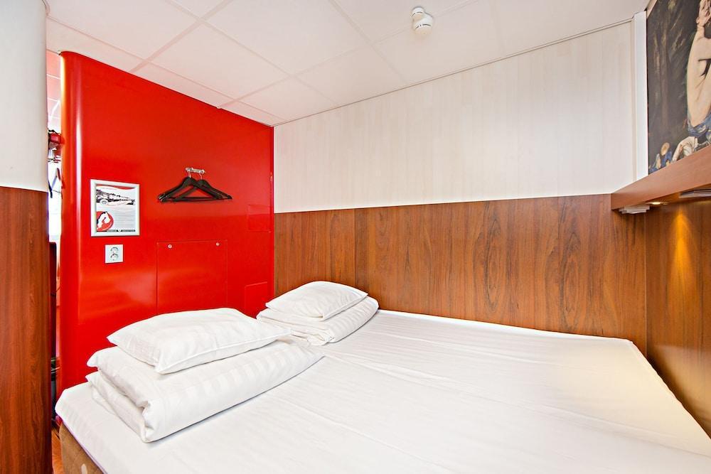 Omena Centre Hotell 3*